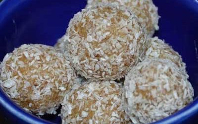 Coconut date balls