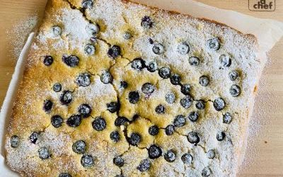 Blueberry and white chocolate traybake
