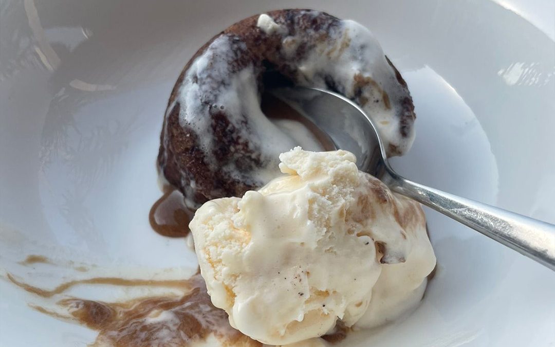 Molten chocolate lava cake